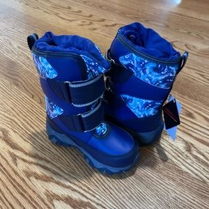 NET Lands End size 8 Toddler snow boots